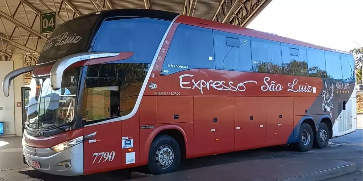 Ônibus rodoviário da Expresso São Luiz